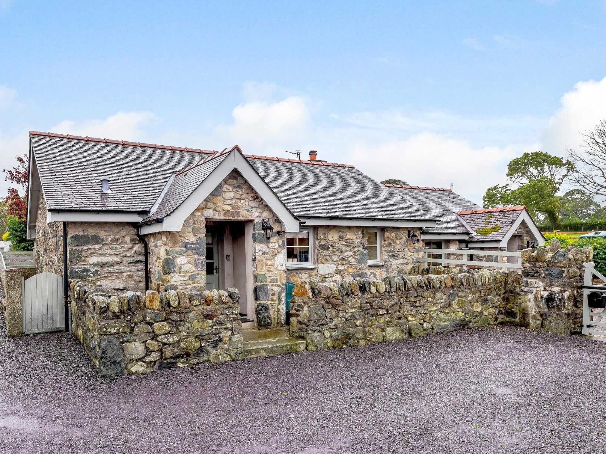 Bwthyn - Uk31387 Holiday home