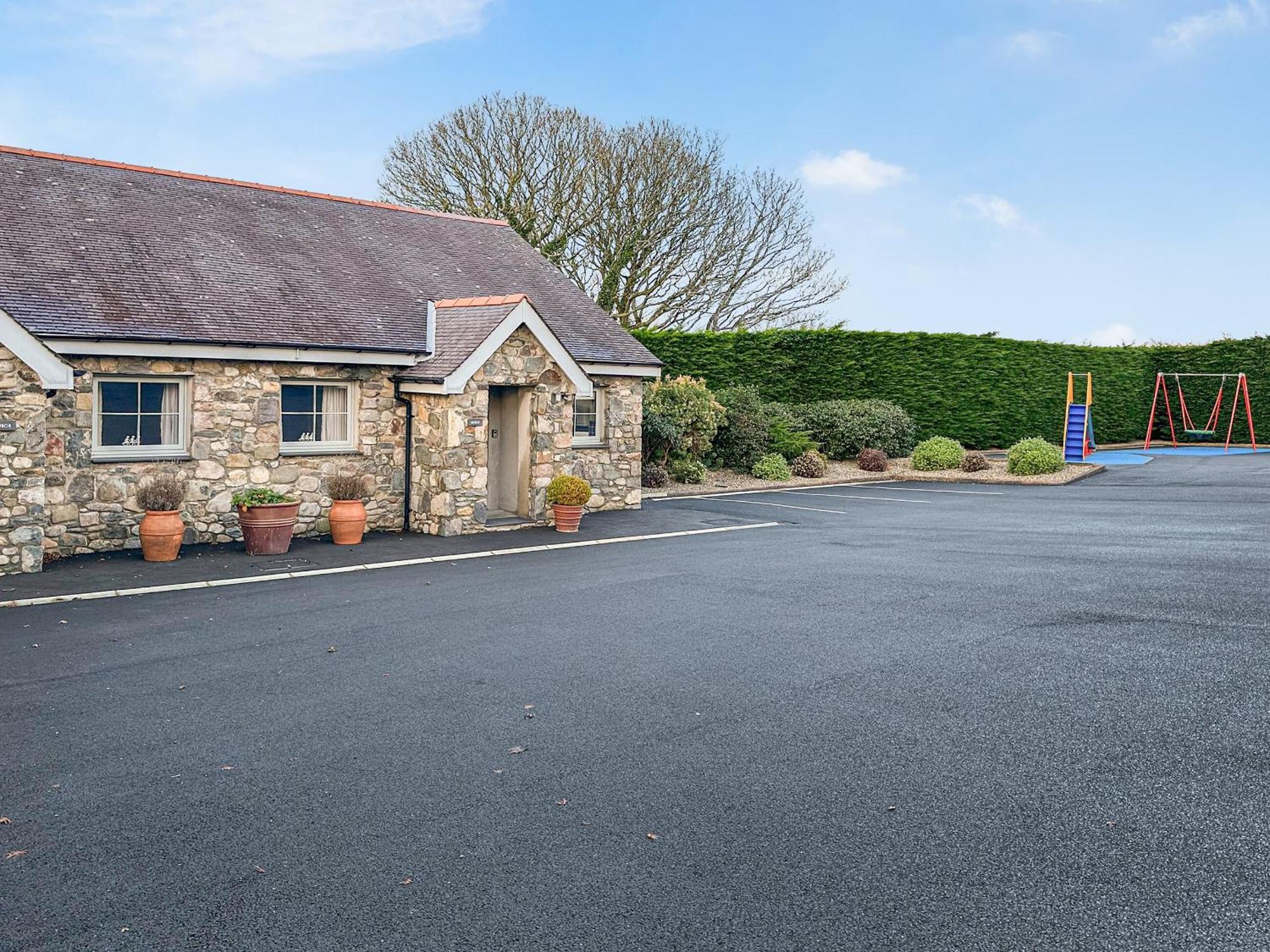 Holiday home Bwthyn - Uk31387